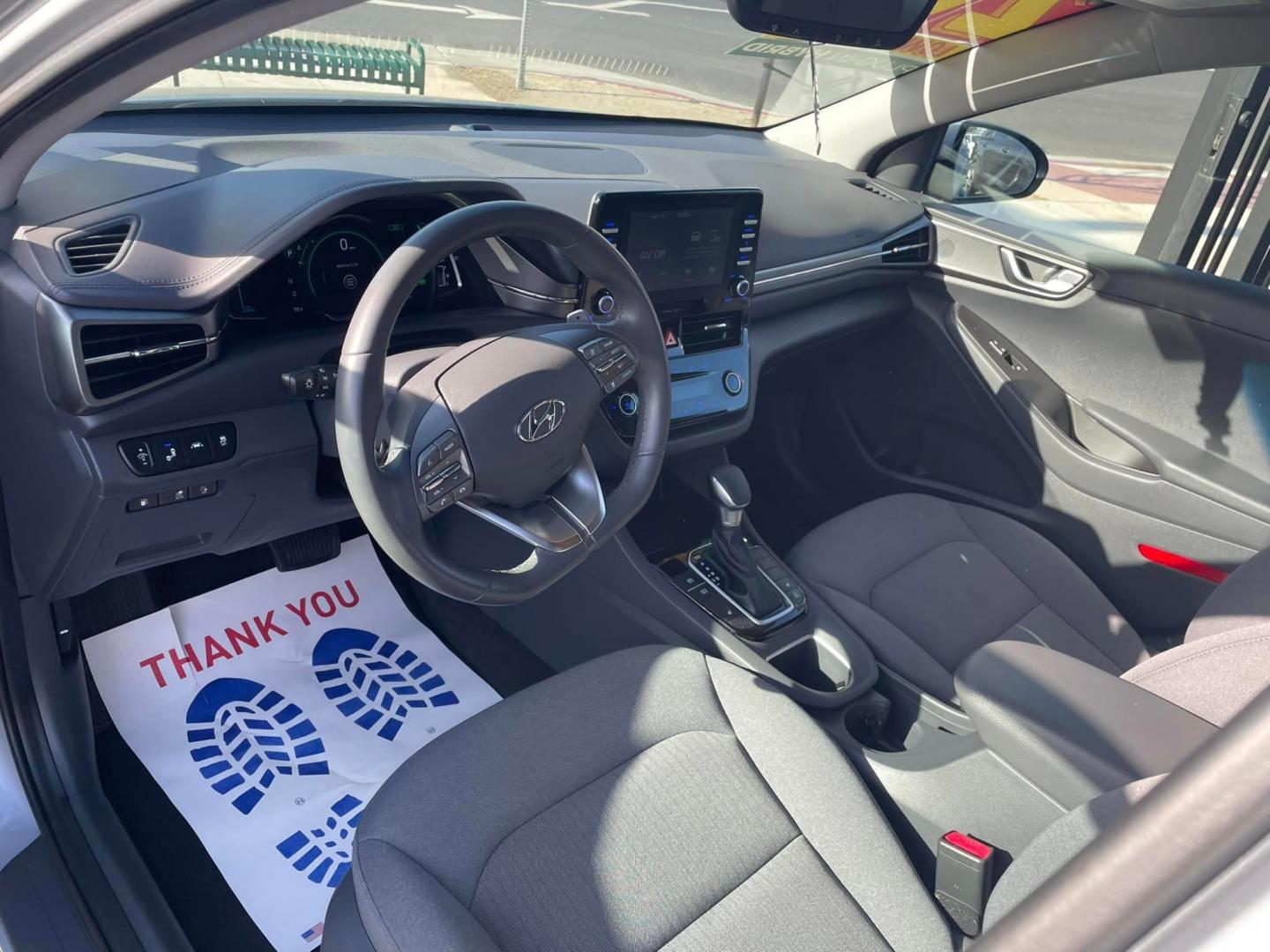 2020 SILVER /GRAY Hyundai Ioniq Plug-In Hybrid (KMHC75LD7LU) , located at 744 E Miner Ave, Stockton, CA, 95202, (209) 944-5770, 37.956863, -121.282082 - Photo#7